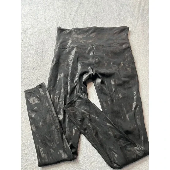 Spanx By Sara Blakely Black Camo‎ Print High Waist Leggings Women's XL - Picture 6 of 7